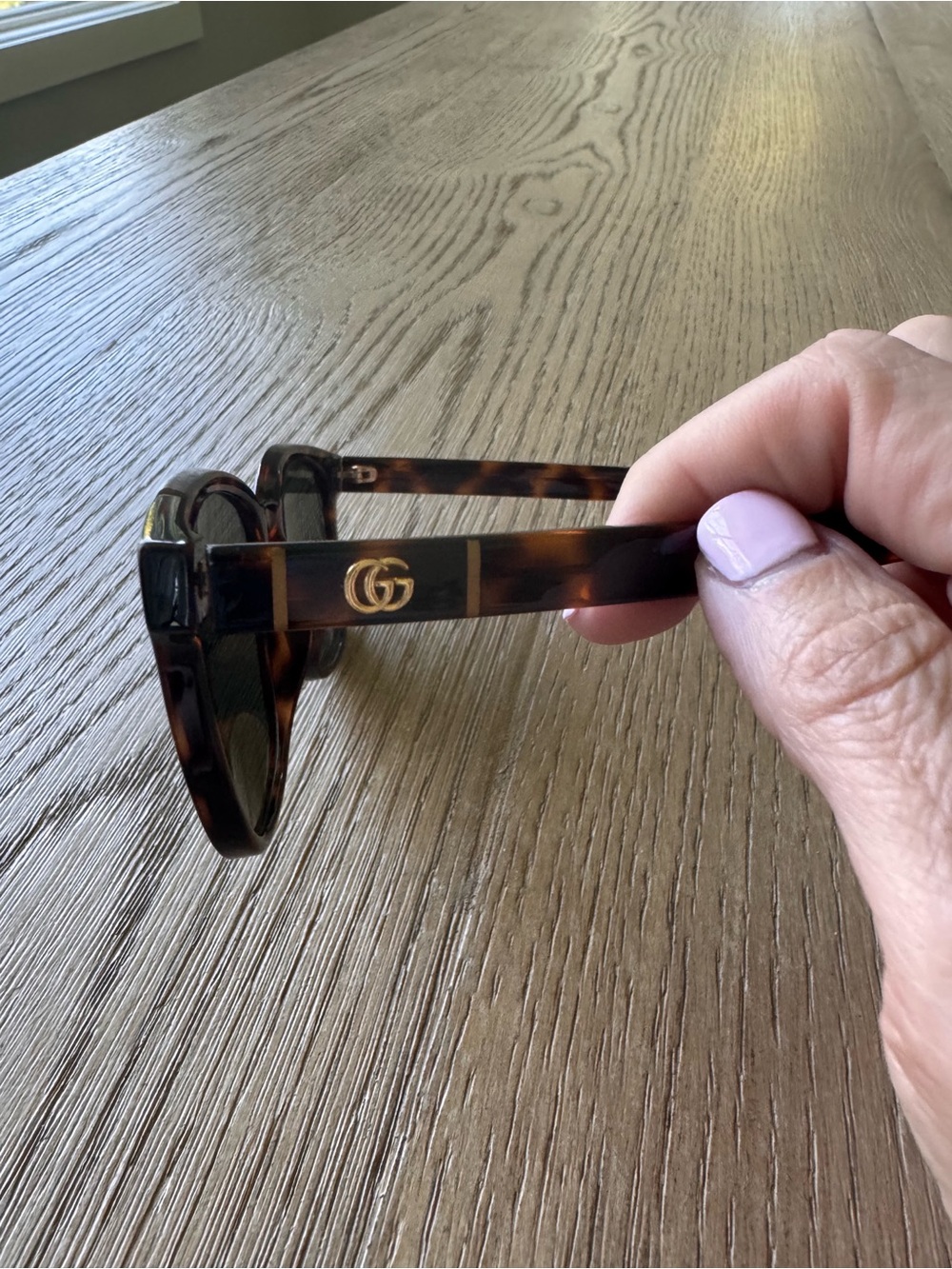 Gucci Tortoiseshell Square Sunglasses - Picture 3 of 8